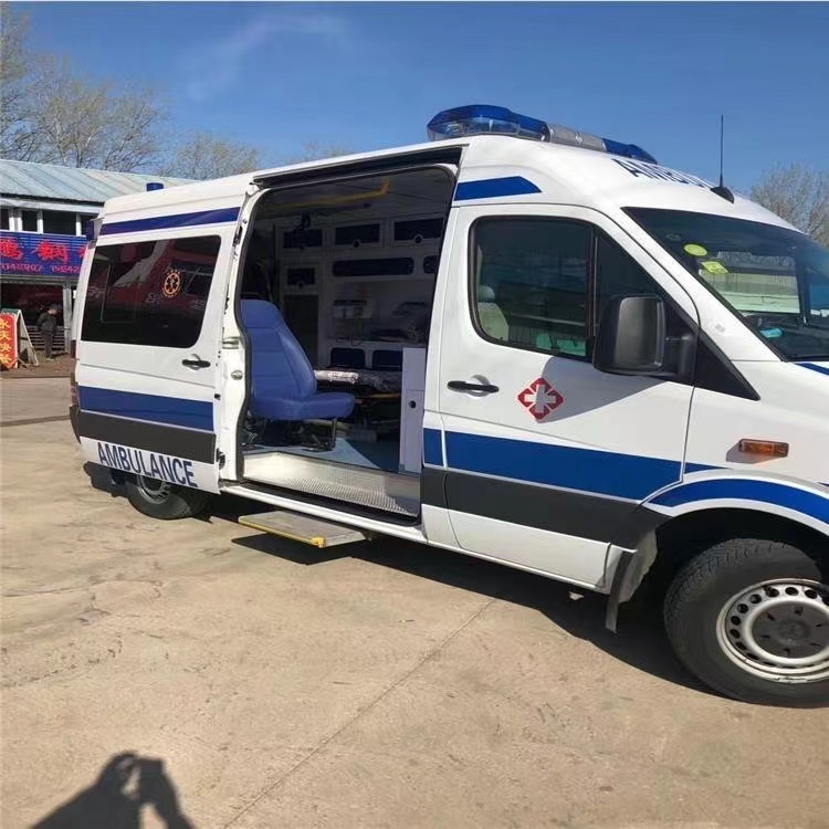 鹤峰私人长途救护车出租转院回家
